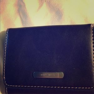 Nine West wallet
